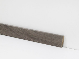 Vinyl Sockelleiste für Check Nr. 2407-TB24 mit den Abmessungen 18 x 58 x 2400 mm