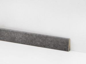 Vinyl Sockelleiste für Check Nr. 2113-TB24 mit den Abmessungen 18 x 58 x 2400 mm