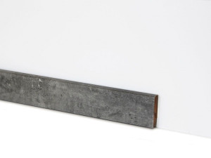 Vinyl Sockelleiste für Check Nr. 2124-TB24 mit den Abmessungen 18 x 58 x 2400 mm