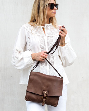 Torebka skórzana listonoszka stylowy minimalizm ala messenger leather bag - MARCO MAZZINI brąz