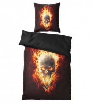 WCShop24 Bettwäsche Totenkopf in Flammen 135 x 200 cm