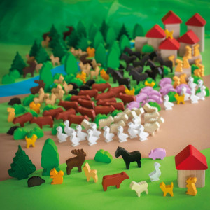 Drewniane figurki zwierząt drzew domów 200 elementów Erzi- sklep z zabawkami online
