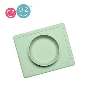 EZPZ Silikonowa miseczka z podkładką 2w1 Mini Bowl pastelowa zieleń- sklep z zabawkami online
