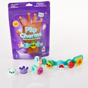 Plip Charms Zestaw turkusowy bransoletka i pierścionek z charmsami Fat Brain Toy- sklep z zabawkami online