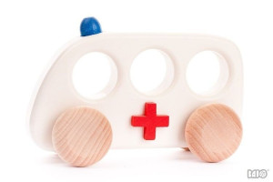 Drewniany Ambulans- sklep z zabawkami online