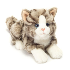 Kot Szary Pręgowany Leżący 20 cm maskotka dla dzieci Teddy Hermann- sklep z zabawkami online