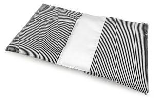 Pościel do wózka dla lalek w biało-czarne paski- sklep z zabawkami online