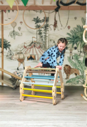 Drewniany trójkąt do wspinaczki Przygoda Small Foot- sklep z zabawkami online