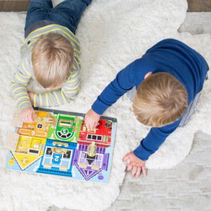 Drewniana tablica manipulacyjna z zatrzaskami Melissa & Doug- sklep z zabawkami online