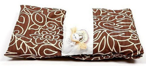 Pościel do wózka dla lalek z laleczką w brązowe kwiaty- sklep z zabawkami online