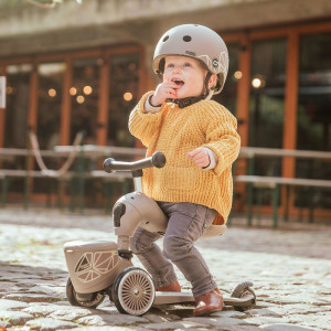 Jeździk i hulajnoga 2 w 1 zamykany schowek brązowy Highwaykick 1 Lifestyle Scoot & Ride- sklep z zabawkami online