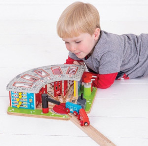 Duża parowozownia, 5 elementów, Bigjigs Rail- sklep z zabawkami online