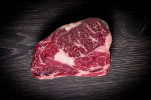 Entrecôte Rindersteak in bester Qualität mit schöner Marmorierung