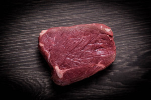 Rinderhüftfilet - bestes mageres, fettarmes und sehr zartes Rindfleisch aus der Hüfte vom Metzger sicher, gekühlt und frisch online bestellen
