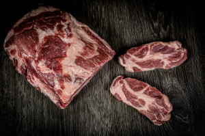 Iberico Hals. Das edle Nackensteak vom Cerdo Ibérico