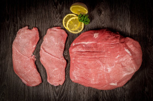 Kalbsschnitzel aus Oberschale für Original Wiener Schnitzel - zwei dünn geschnittene Schnitzel, 280g