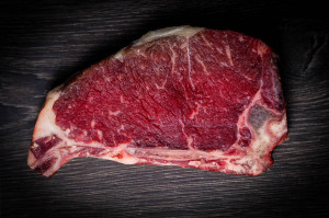 Premium Dry Aged Shell Steak (Rumpsteak am Knochen) herrlich nussig