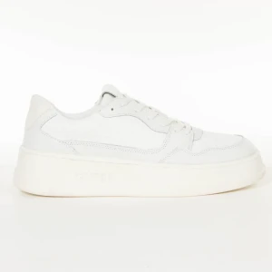 Basket Guess authentic Homme Blanc 44