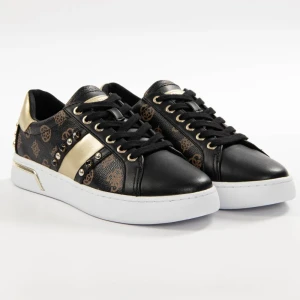 Basket Guess Dark rubis Femme Noir 36